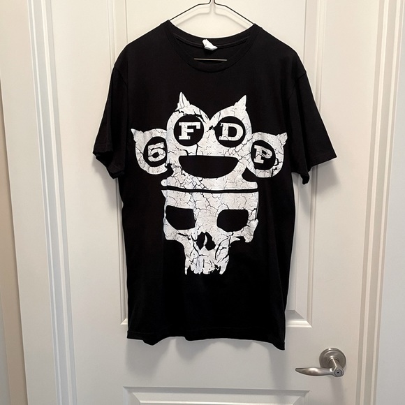 Five Finger Death Punch T-shirt - Picture 1 of 2